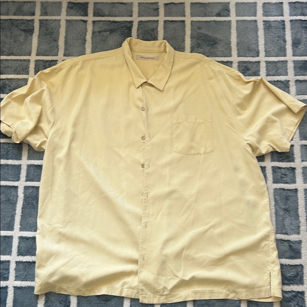 Tommy Bahama Light Yellow Casual Button-Down Shirt